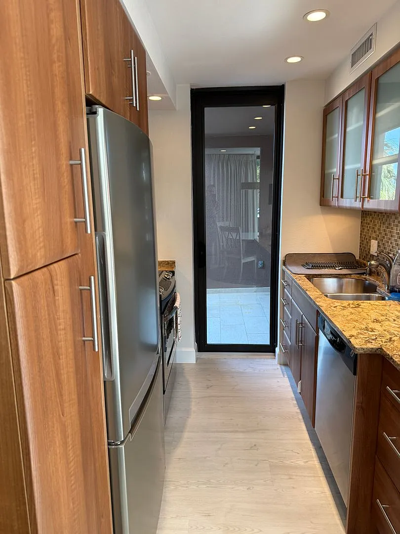 1 Bedroom 1 Bath Condo Sandy Cove II Short Term Rental/Annual Rental — Photo 2