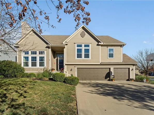 11677 S Marion St, Olathe, KS 66061
