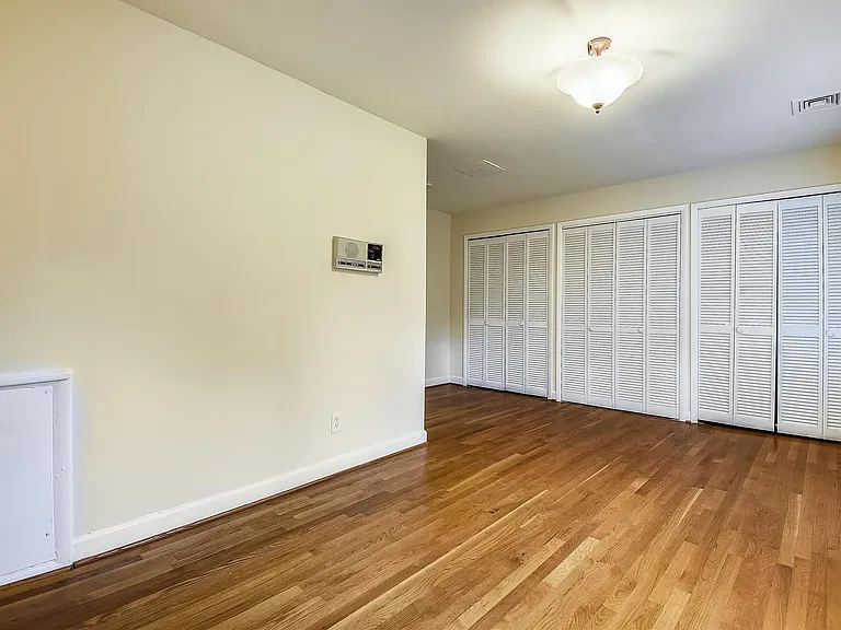 210 E Hamilton Ave — Photo 24