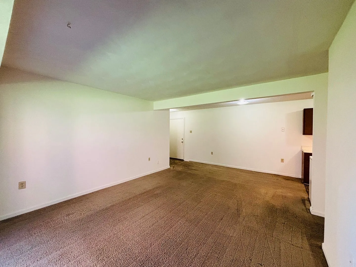 2 Bedroom 1 Bath Condo — Photo 3