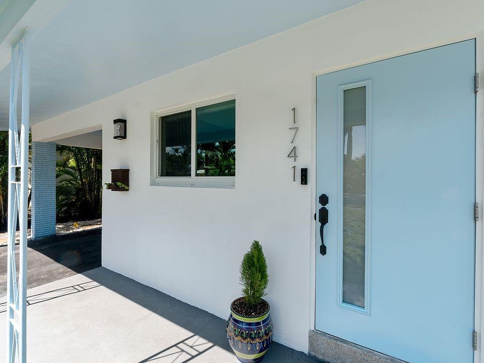 1st image of 1741 NE 40th Street