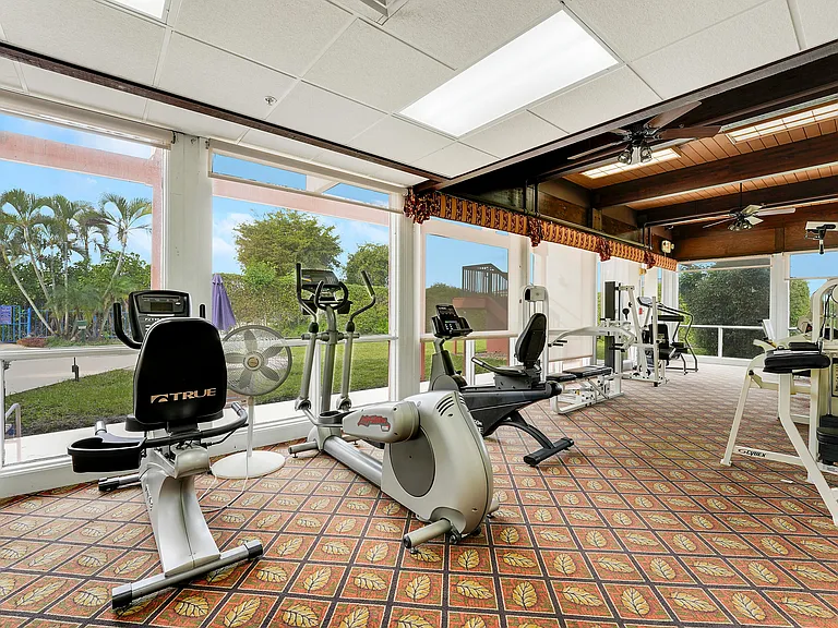 13679 Date Palm Ct #B — Photo 45
