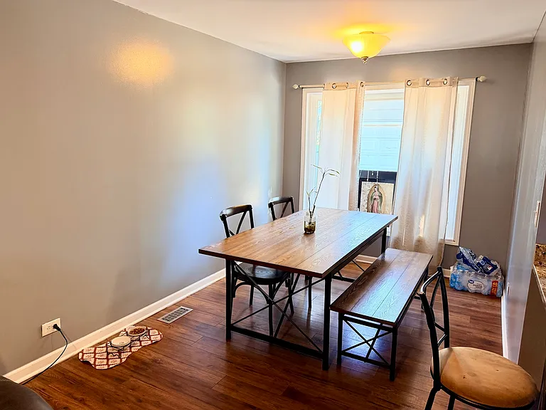 419 Singapore Ln — Photo 15