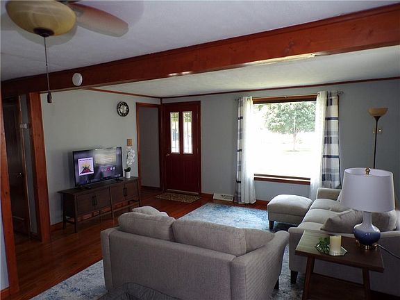 3rd image of 303 Templeton Ave