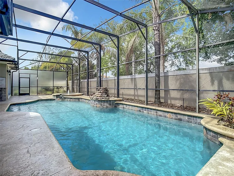 14576 Dover Forest Dr — Photo 12