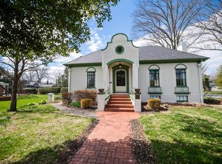 133 Woodland Dr, Huntington, WV 25705