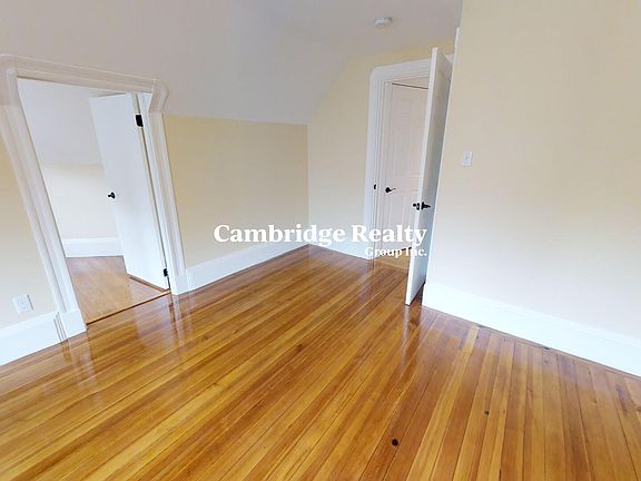 4th image of 48-50 Lowell St #3T