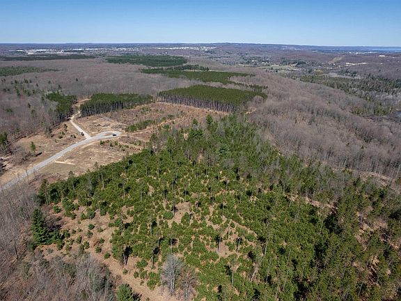 4th image of Hoosier Valley Rd