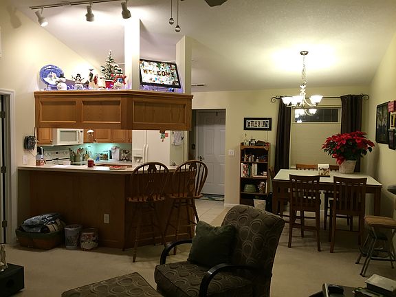 4th image of 4302 Strattford Cir E #C