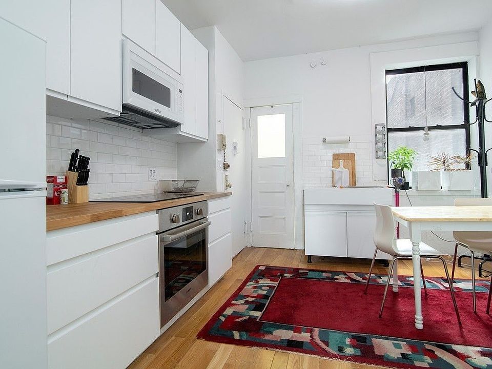 1st image of 348 E 9th St #14