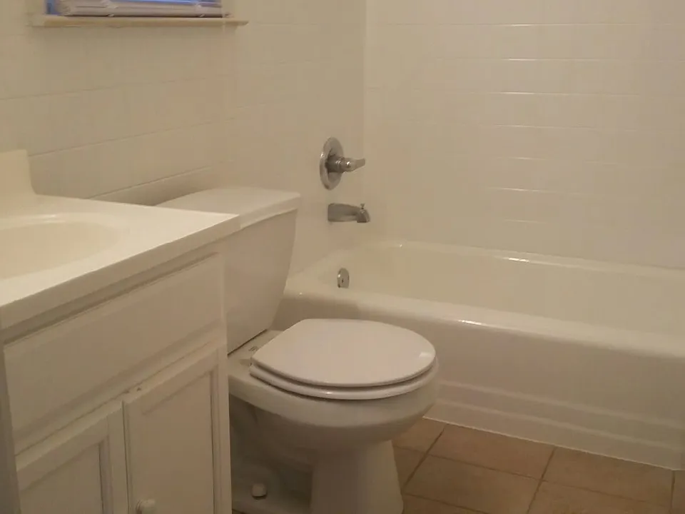 Holmdel Bathroom