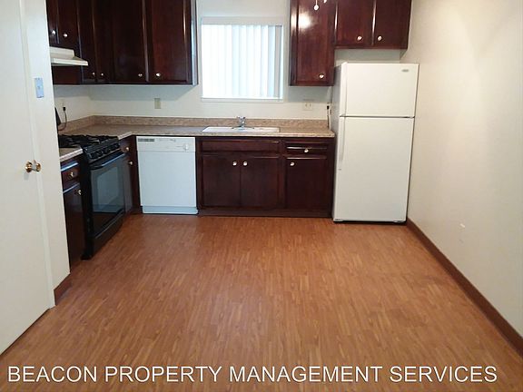 3rd image of 717 N Pleasant Ave APT 3