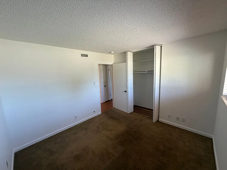 6446 Belgrove Way — Photo 16
