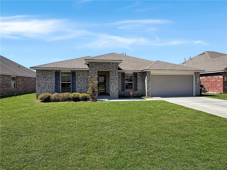 1st image of 75717 Rickelin Dr