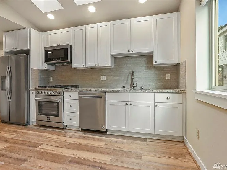 9512 12th Ave NW #B — Photo 8