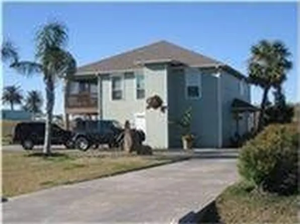 119 Mobile St, Matagorda, TX 77457