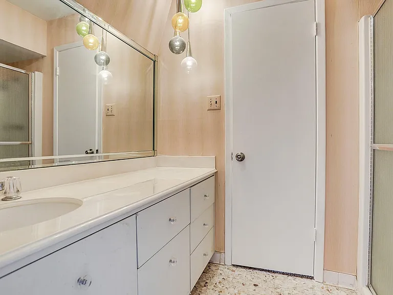 5203 Braesvalley Dr — Photo 16