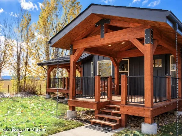 1393 Grover Narrows Rd, Grover, WY 83122