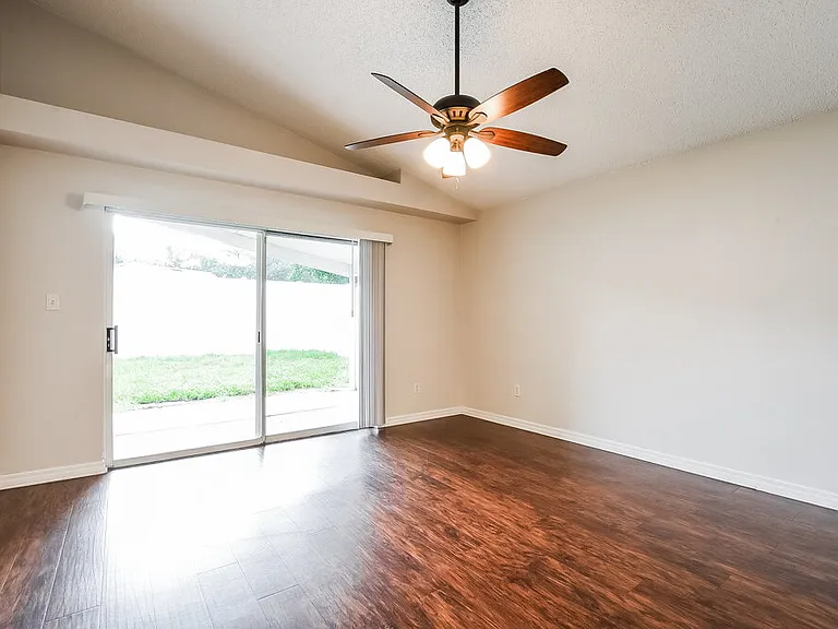 92 Pine Forest Pl — Photo 7