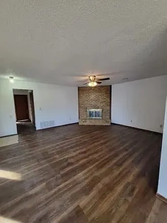 Living Room2