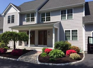 1024d Boston Neck Road #D, NARRAGANSETT, RI 02882