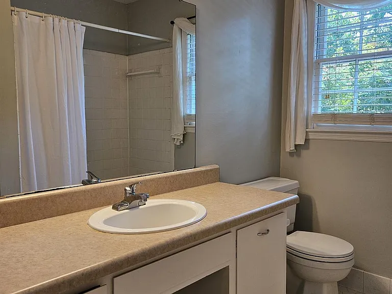 815 Edwards Rd #72A — Photo 12