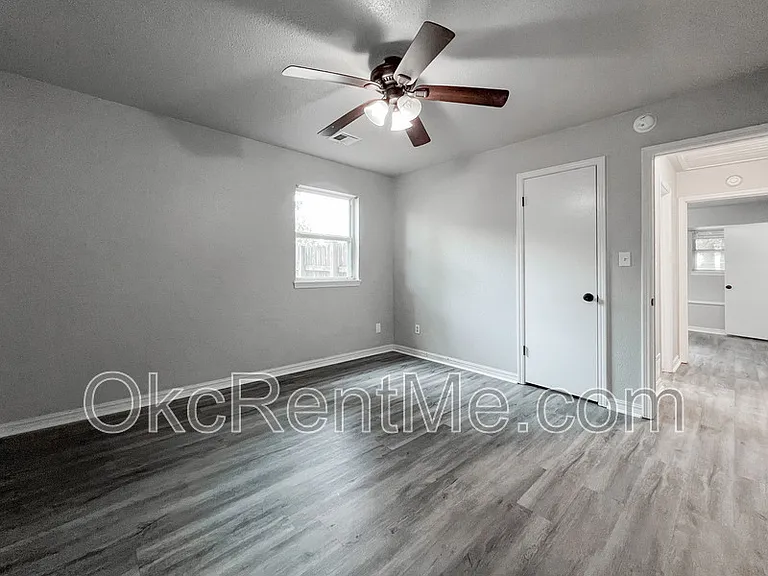 2700 N Wheeler Ave — Photo 16