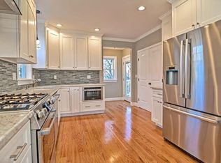 19 Strafford Rd, Westwood, MA 02090