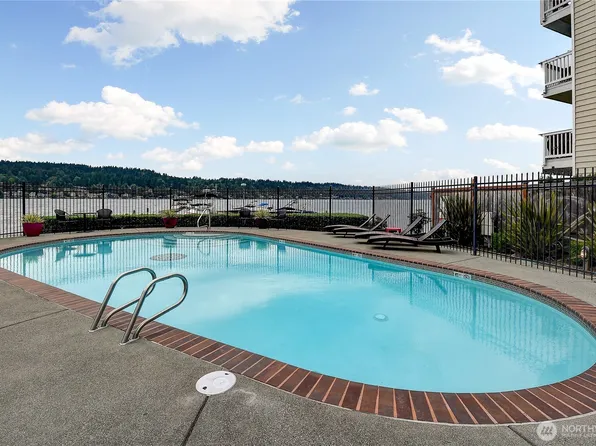 5021 Ripley Lane N #101, Renton, WA 98056