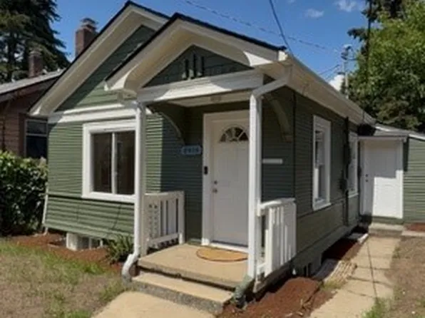 2136 11th Street, Bremerton, WA 98312
