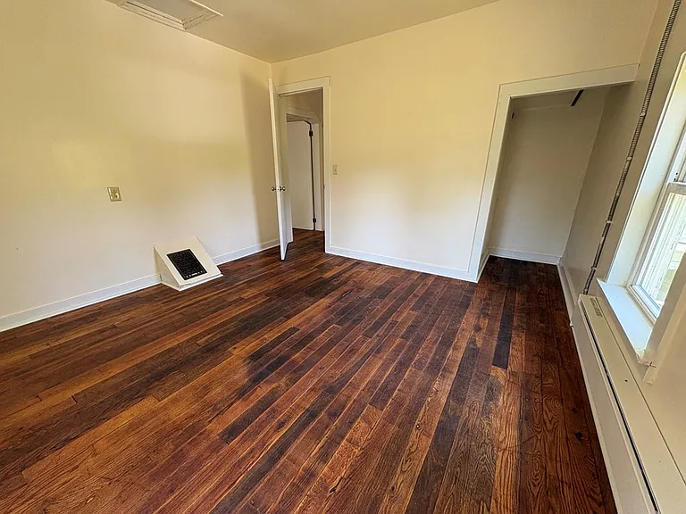 1058 Campbell Run Rd — Photo 25