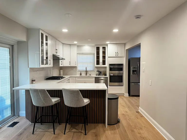 1758 Albert Dr — Photo 3