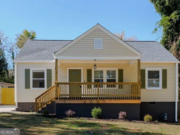 2725 Blount St, East Pt, GA 30344