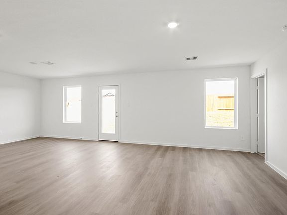 7th image of this home