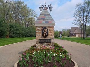8341 Nottinghill Cir NW, North Canton, OH 44720