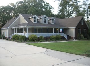 4349 Sleepy Hole Rd, Suffolk, VA 23435