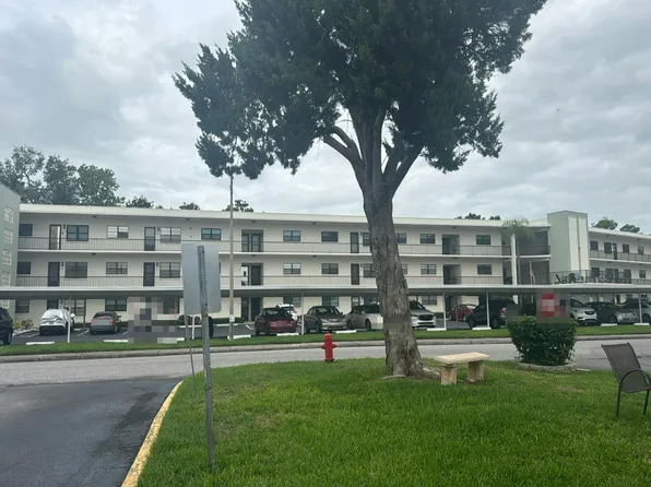 5980 Park Blvd N, Pinellas Park, FL 33781