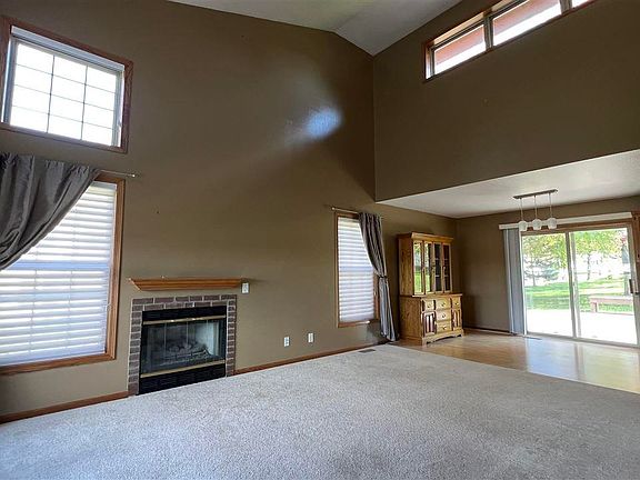 5th image of 113 Sherwood Dr