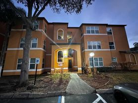 4606 Commander Dr, Orlando, FL