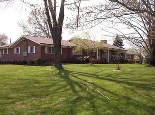 469 Flourville Rd, Johnson City, TN 37615