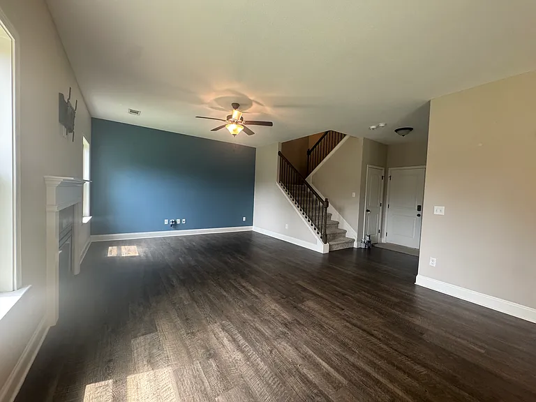 8808 Sullivans Dr — Photo 9