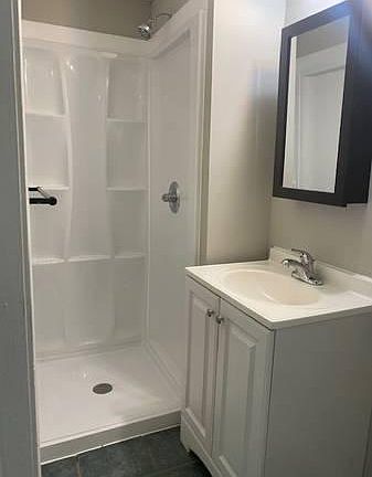 5th image of 247 North Ave #6