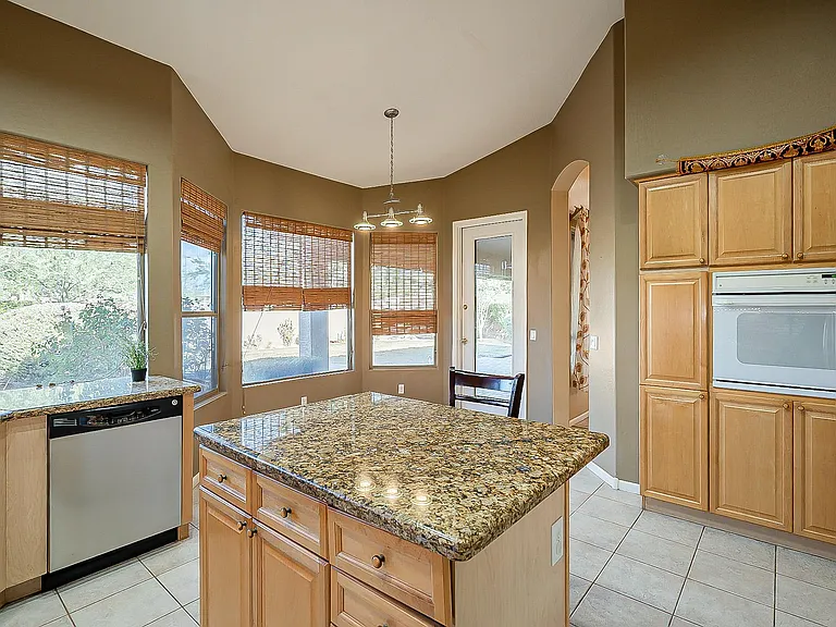 4926 E Duane Ln — Photo 23