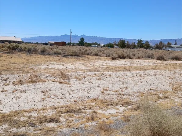 2701 E Idlewild St, Pahrump, NV 89048