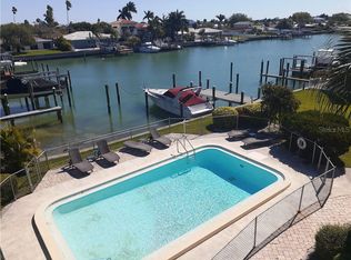 12055 3rd St E APT 203, Treasure island, FL 33706
