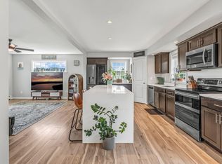 791 Manchester Rd, Belgrade, ME 04917