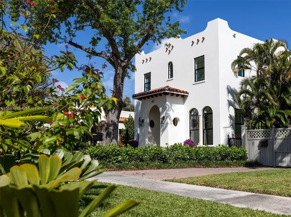 611 Sunset Rd, West Palm Beach, FL 33401