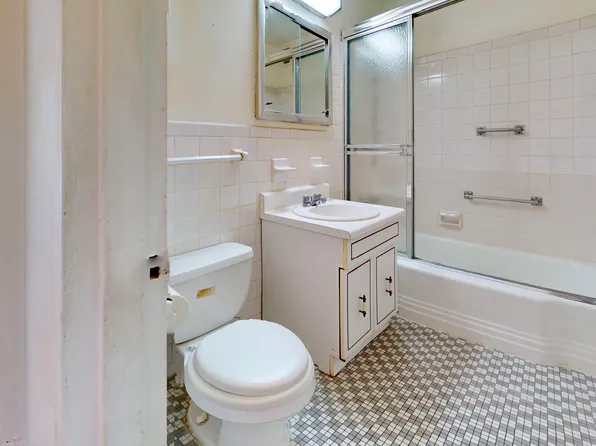 1311 Brightwater Avenue image 21 of 26