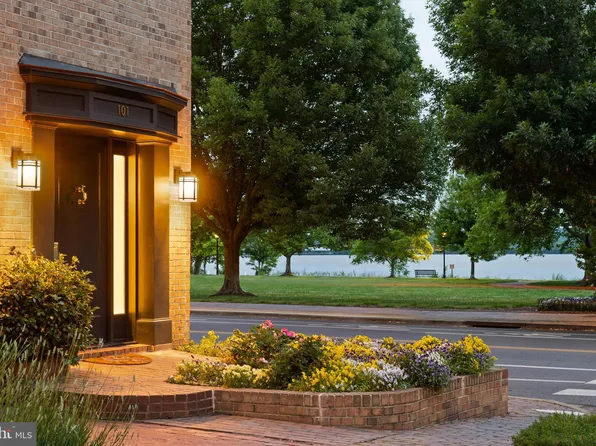 101 Quay St, Alexandria, VA 22314