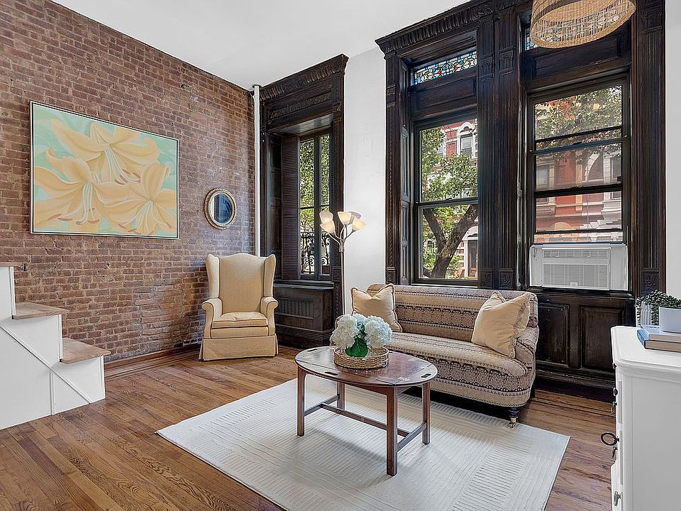1st image of 128 W 78th St APT 2A